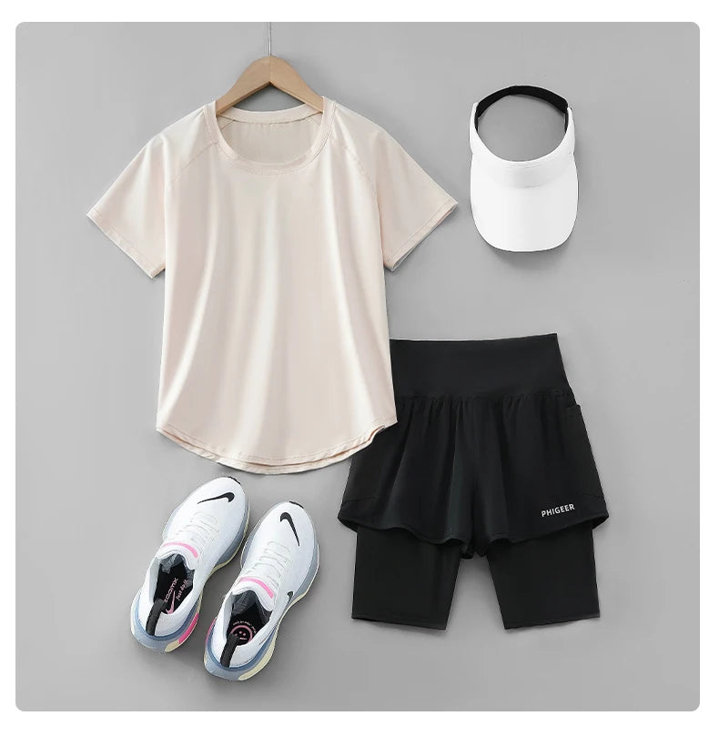 Lightweight Yoga Workout Set 2 in 1 Shorts