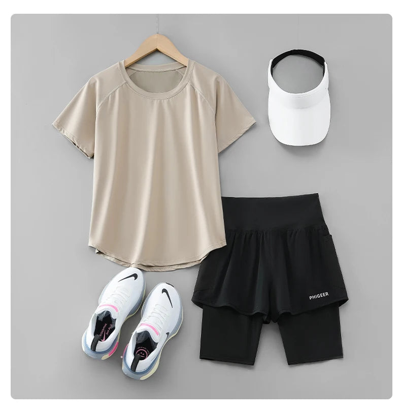 Lightweight Yoga Workout Set 2 in 1 Shorts